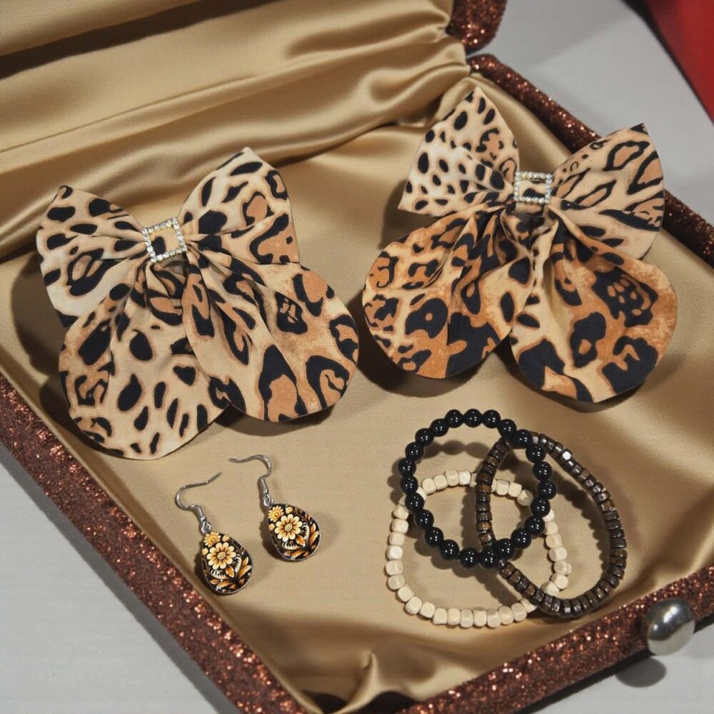 Mommy And Me Animal Print Hair Bow And Earring/bracelet Set